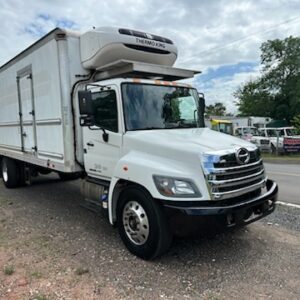 2019 HINO 338 26ft Reefer Box Truck