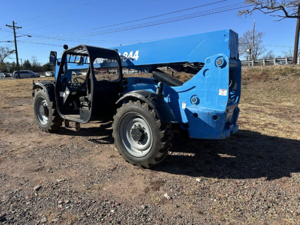 2017 Genie Lift GTH-844 - Image 4