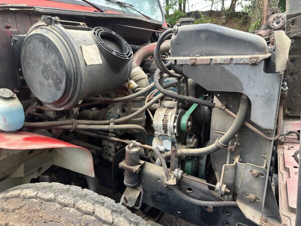 1995 International 4700 Part Out - Image 4